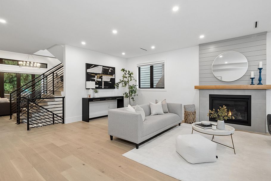 1260 Plateau Drive North Vancouver, BC - 15