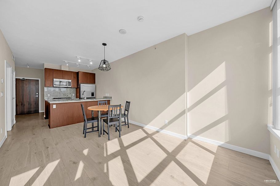 304 8633 Capstan Way Richmond, BC - 12