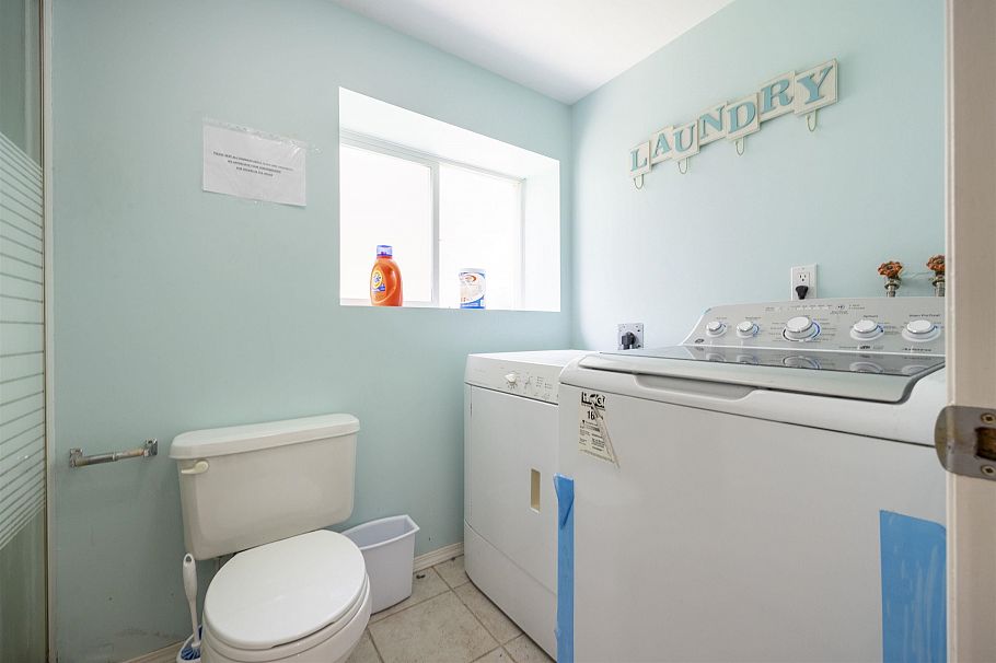 4663 W 15th Avenue Vancouver, BC - 17