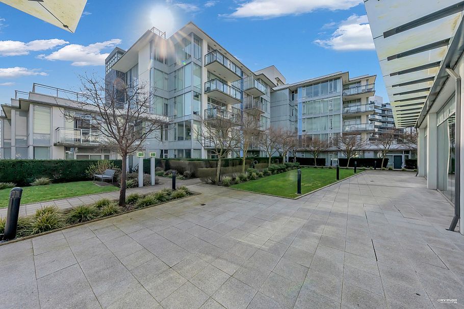 304 8633 Capstan Way Richmond, BC - 23