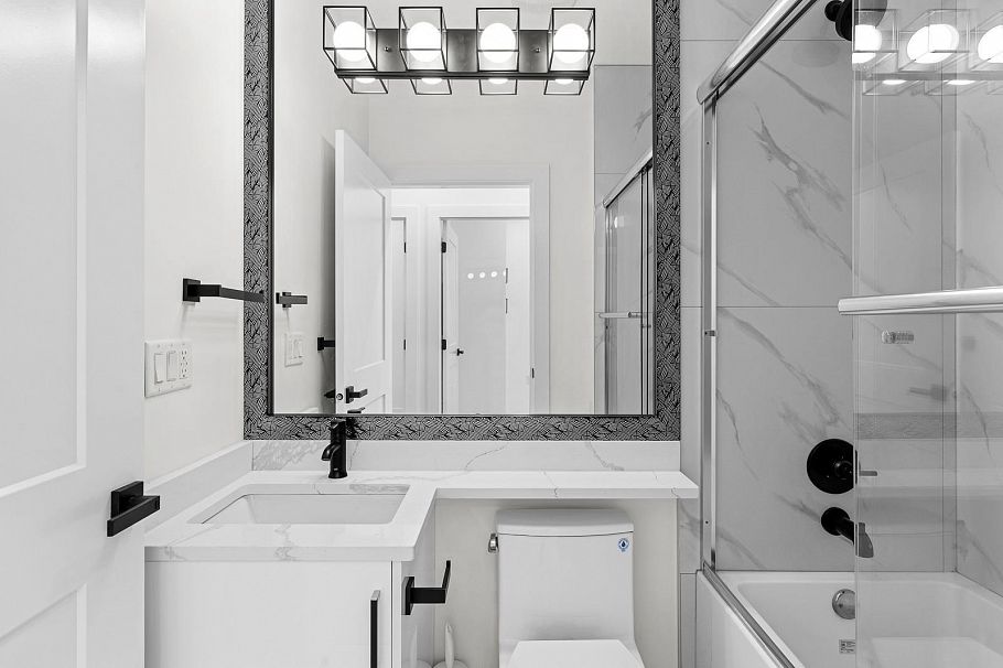 333 E 64th Avenue Vancouver, BC - 22