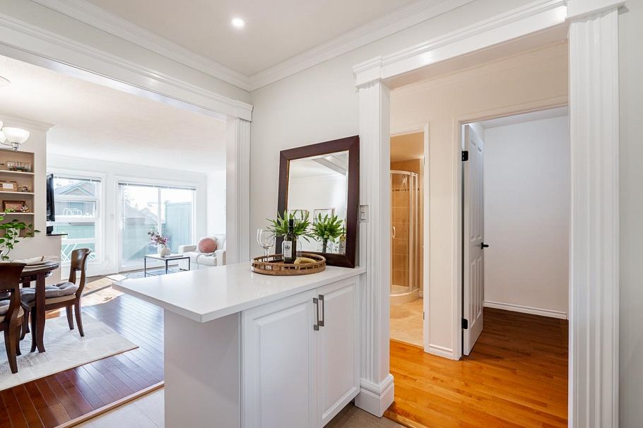 34 900 17th Street North Vancouver, BC - 8