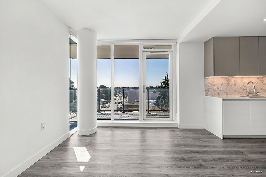 406 8181 Chester Street Vancouver, BC - 7