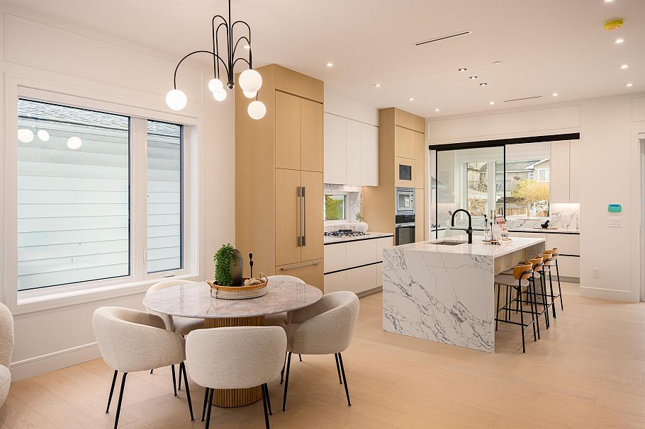 7380 Maple Street Vancouver, BC - 10