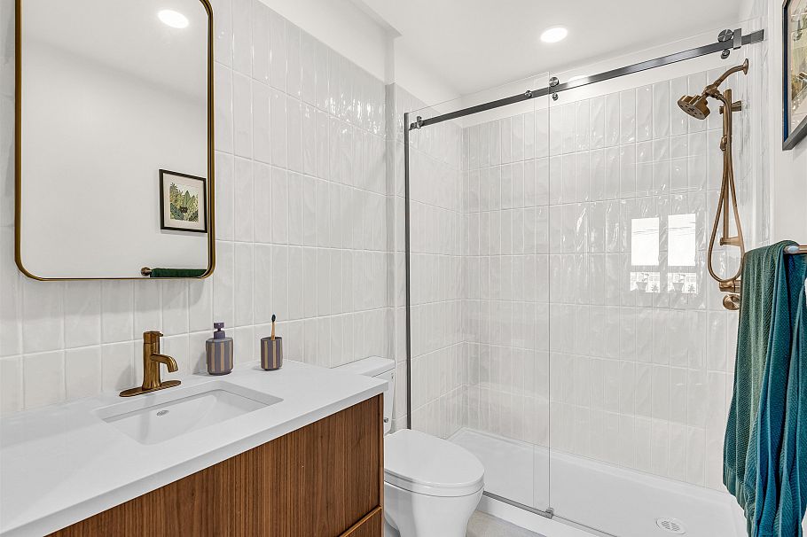 409 2550 Garden Drive Vancouver, BC - 22