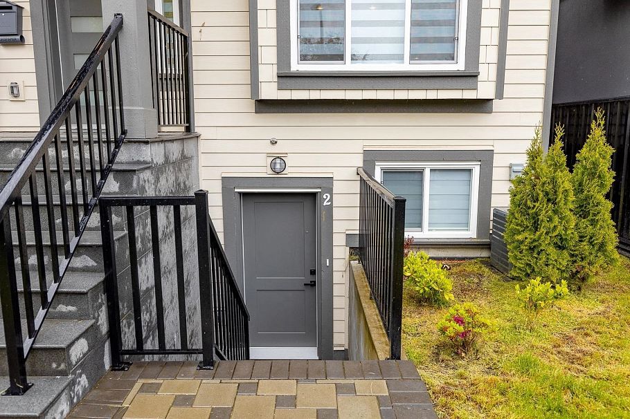 333 E 64th Avenue Vancouver, BC - 24