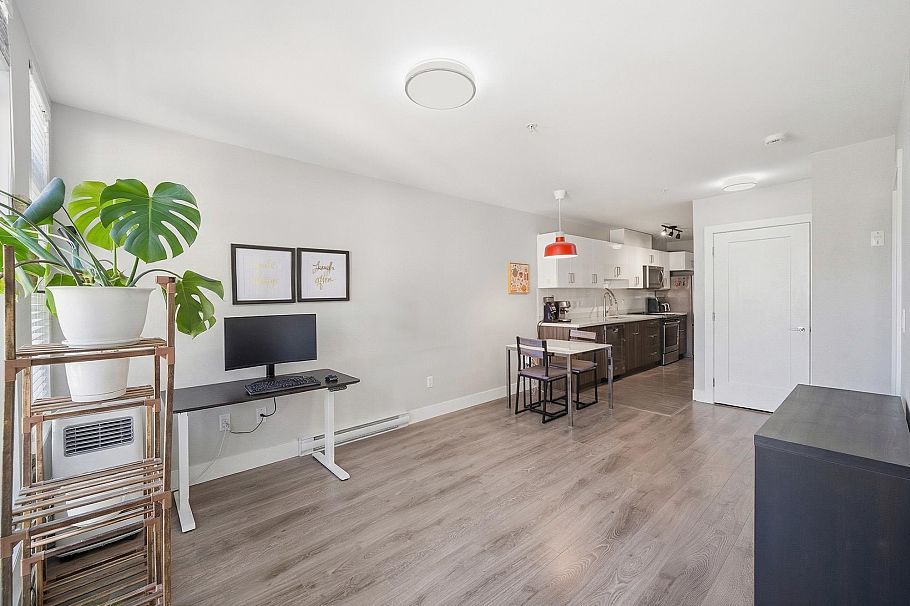 302 3939 Knight Street Vancouver, BC - 15