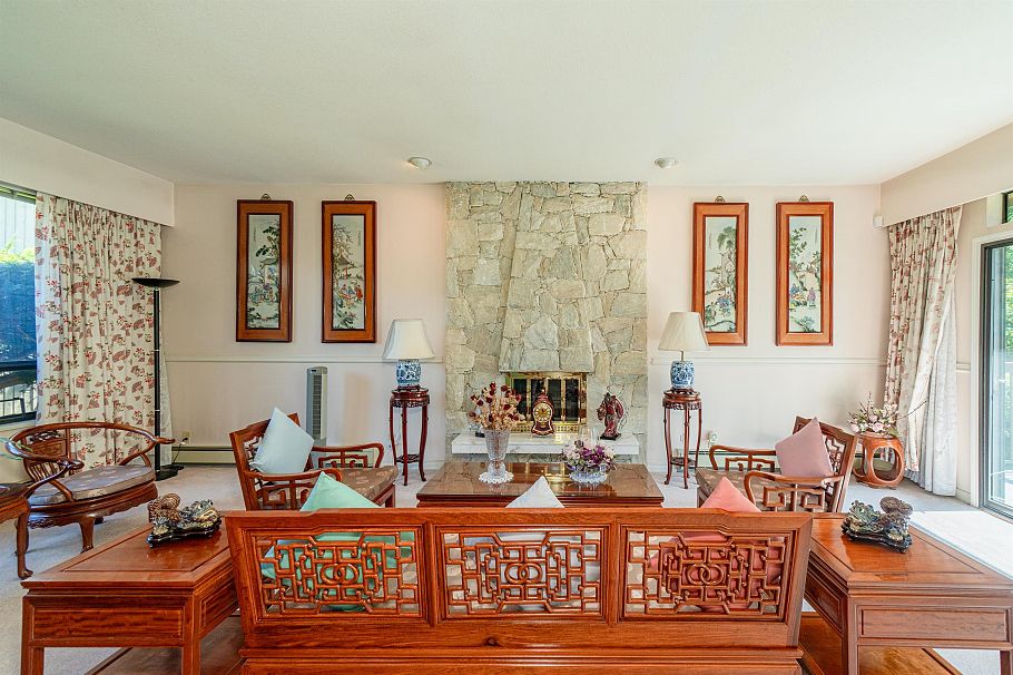 3178 E 63rd Avenue Vancouver, BC - 3