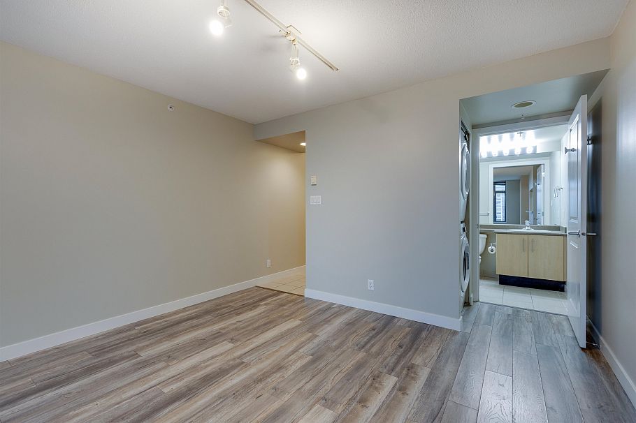 1202 3660 Vanness Avenue Vancouver, BC - 11