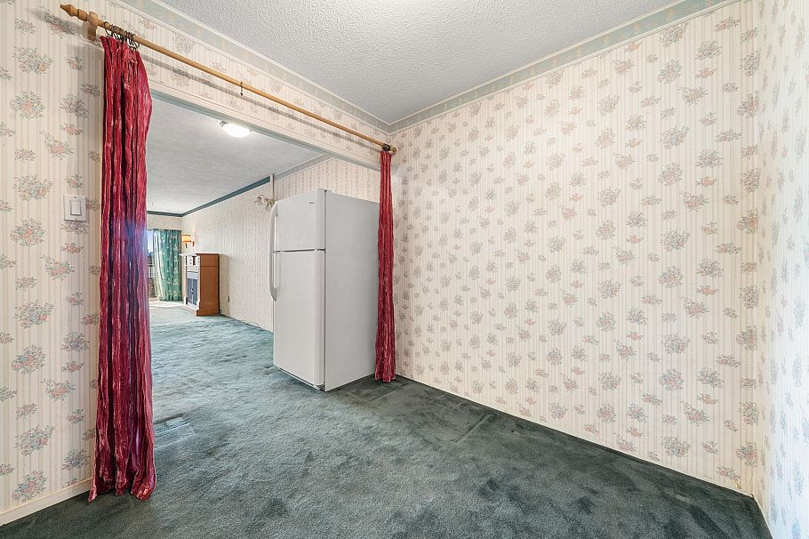 201 225 W 3rd Street North Vancouver, BC - 21