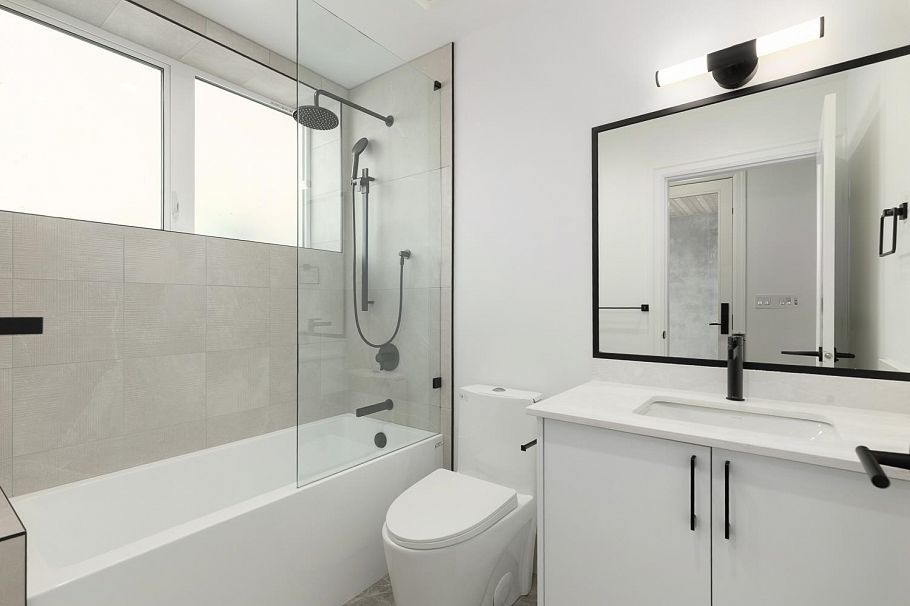 853 E 19th Avenue Vancouver, BC - 14