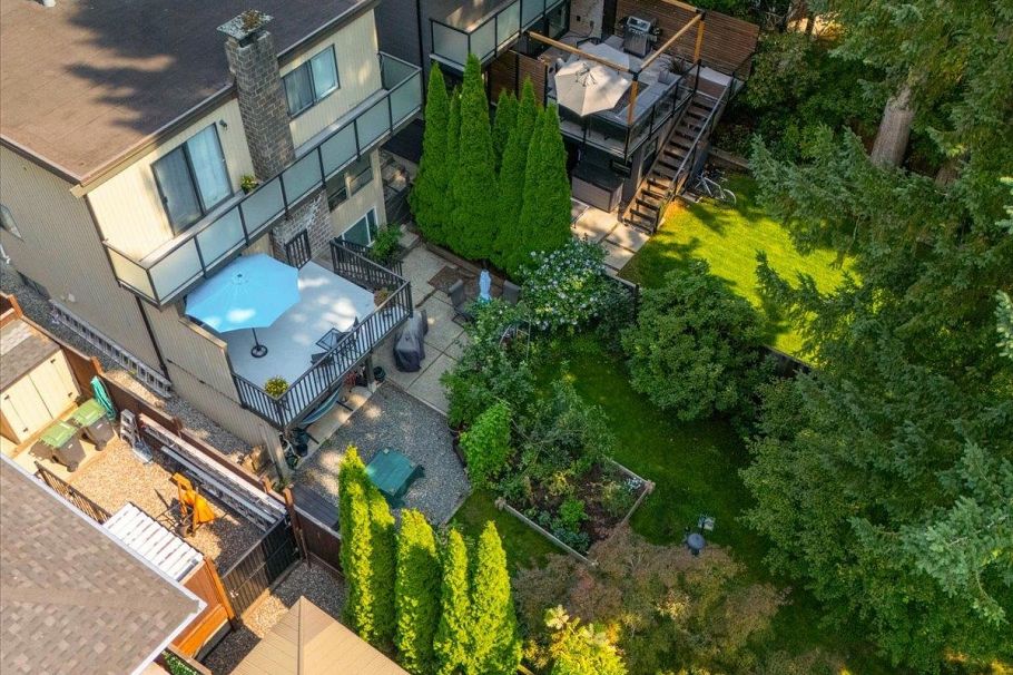 1341 Wellington Drive North Vancouver, BC - 3