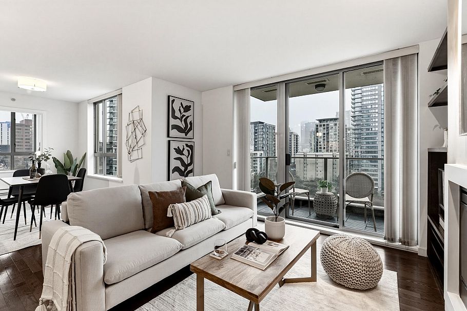 1102 1225 Richards Street Vancouver, BC - 1