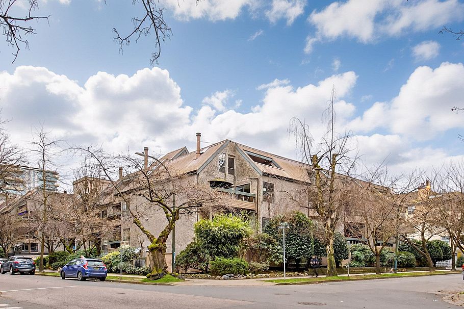 318 1500 Pendrell Street Vancouver, BC - 24