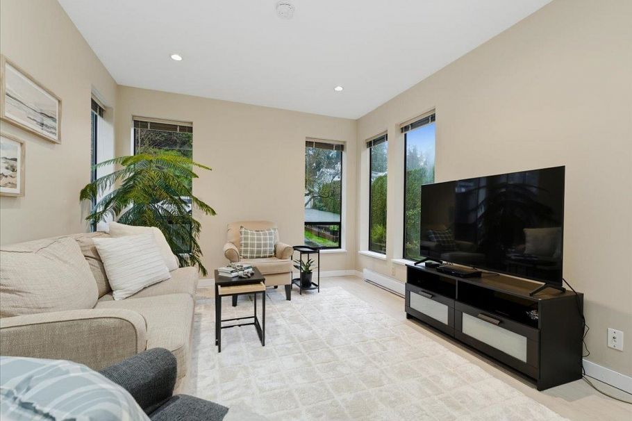 1341 Wellington Drive North Vancouver, BC - 18