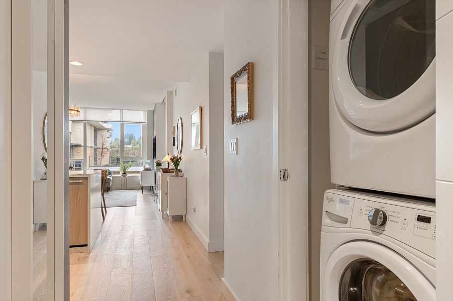 402 2738 Library Lane North Vancouver, BC - 15