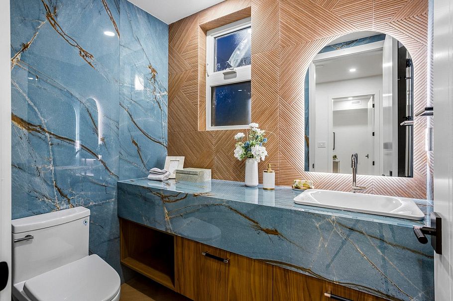 1921 Tatlow Avenue North Vancouver, BC - 17