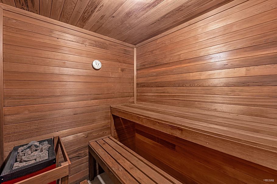 4323 Valencia Avenue North Vancouver, BC - 26