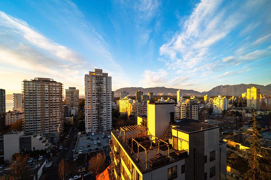 1501 1740 Comox Street Vancouver, BC - 3