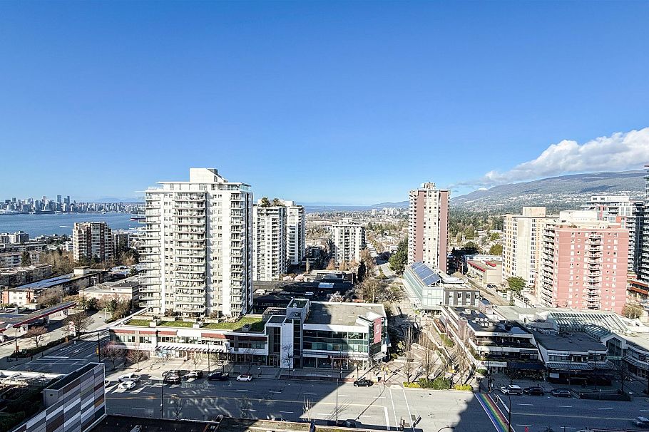 1607 125 E 14th Street North Vancouver, BC - 21