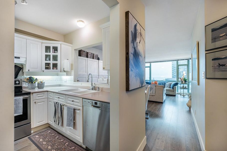 903 140 E 14th Street North Vancouver, BC - 22