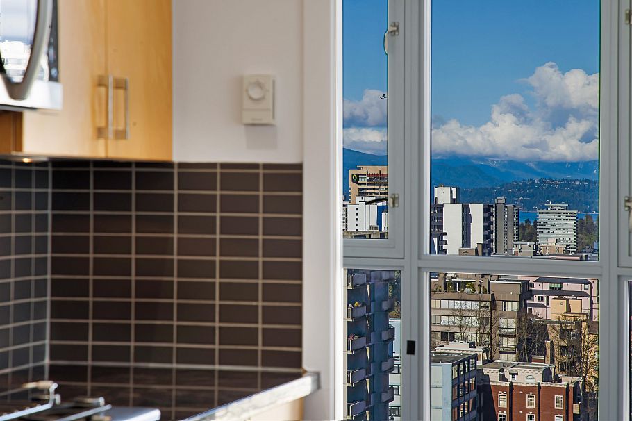 1802 1050 Smithe Street Vancouver, BC - 8