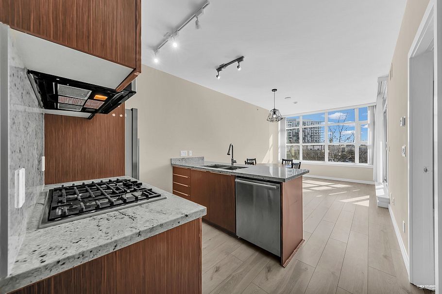 304 8633 Capstan Way Richmond, BC - 6