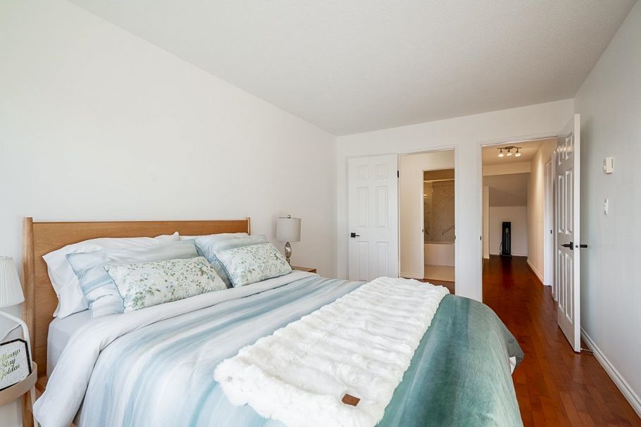 34 900 17th Street North Vancouver, BC - 20