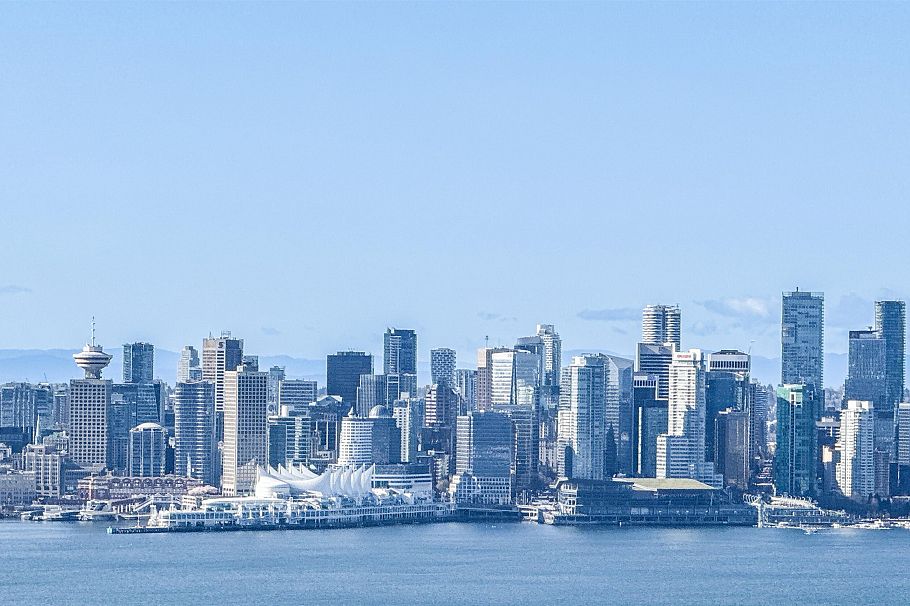 1607 125 E 14th Street North Vancouver, BC - 25