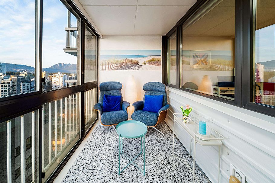 1501 1740 Comox Street Vancouver, BC - 25