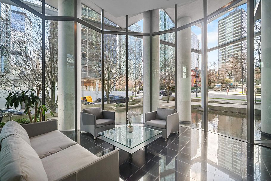 1001 1331 W Georgia Street Vancouver, BC - 19