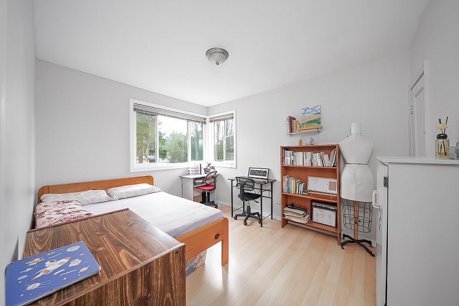 3134 E 1st Avenue Vancouver, BC - 9