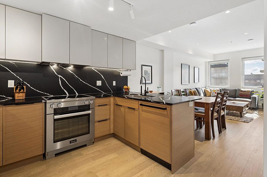 2 632 E 3rd Street North Vancouver, BC - 14