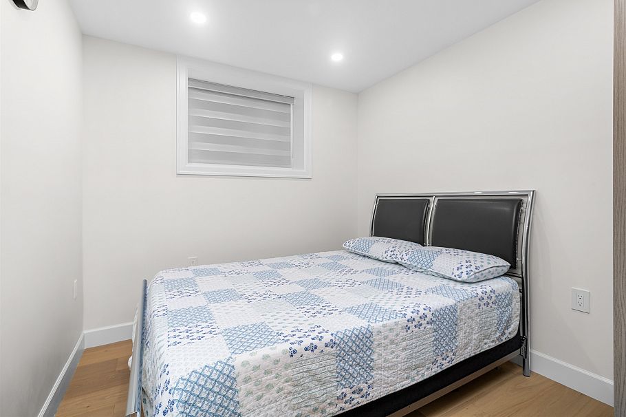 7662 French Street Vancouver, BC - 19