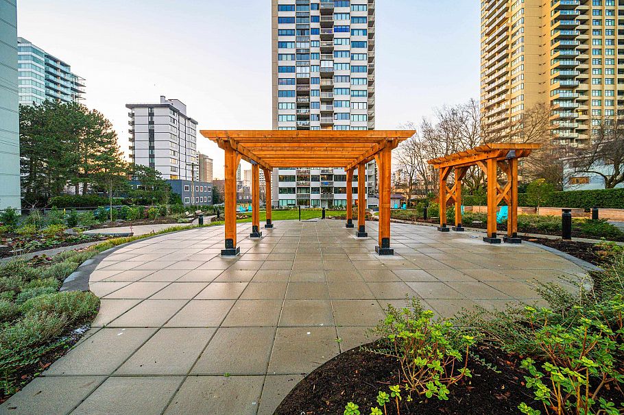 1501 1740 Comox Street Vancouver, BC - 30