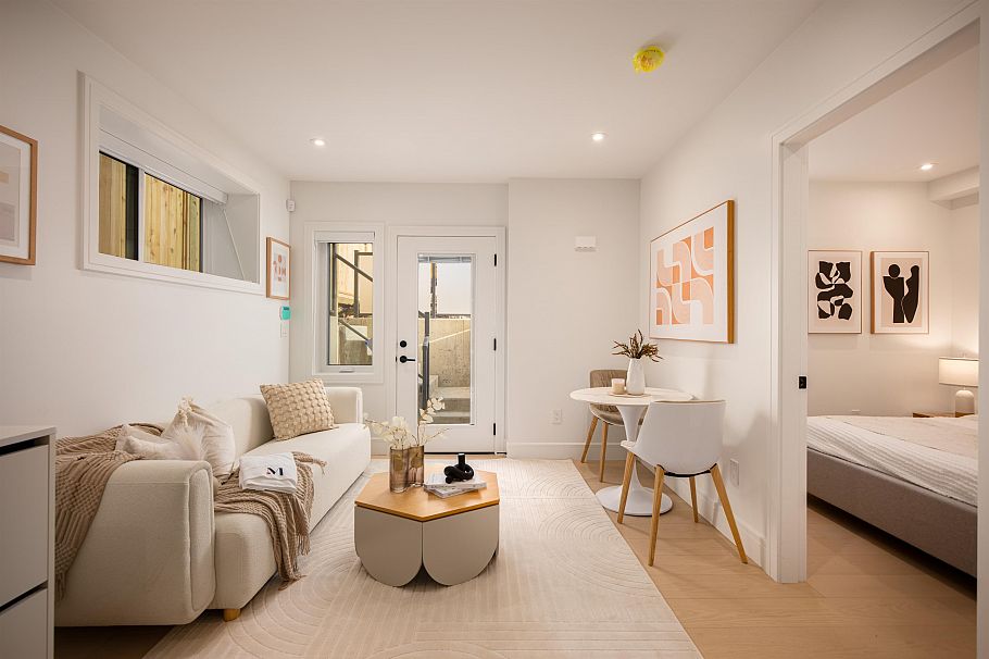 7380 Maple Street Vancouver, BC - 32