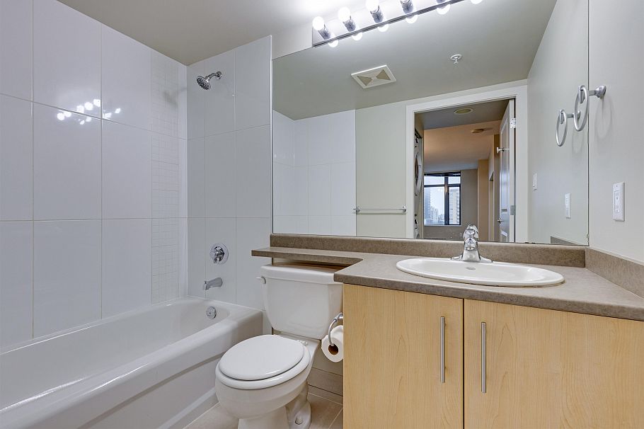 1202 3660 Vanness Avenue Vancouver, BC - 14