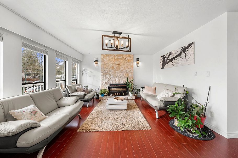 7882 Windsor Street Vancouver, BC - 2