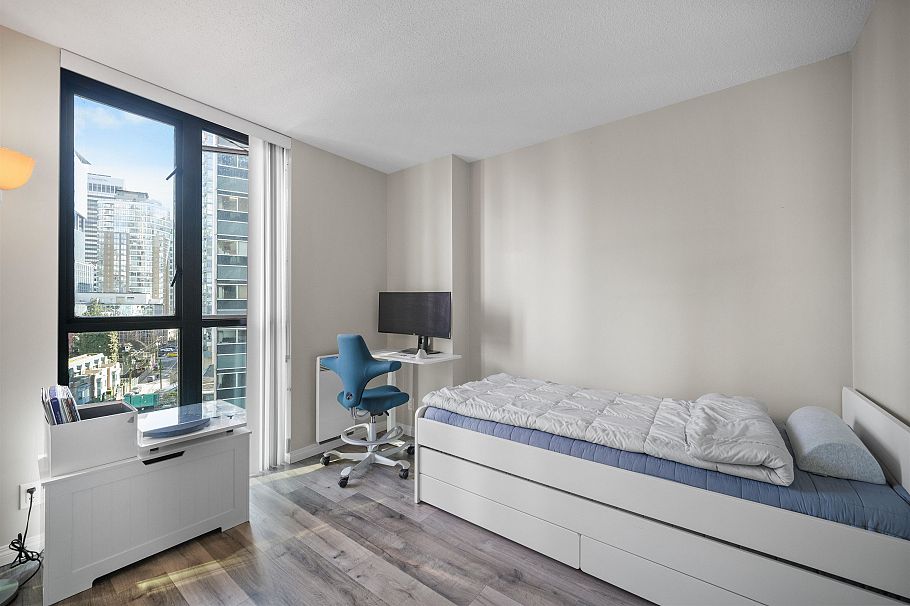 1001 1331 W Georgia Street Vancouver, BC - 12