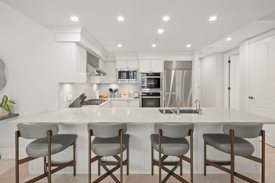 1102 1280 Richards Street Vancouver, BC - 12