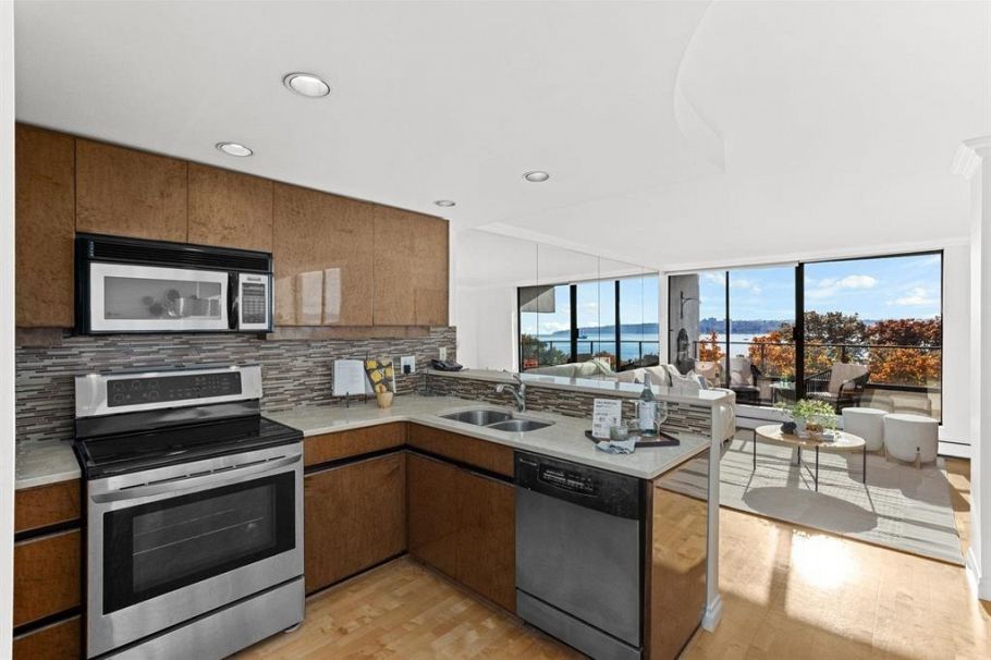 503 1995 Beach Avenue Vancouver, BC - 10