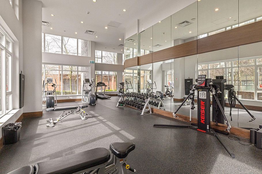 402 2738 Library Lane North Vancouver, BC - 18