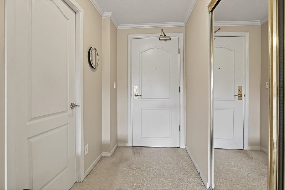 503 1327 E Keith Road North Vancouver, BC - 8