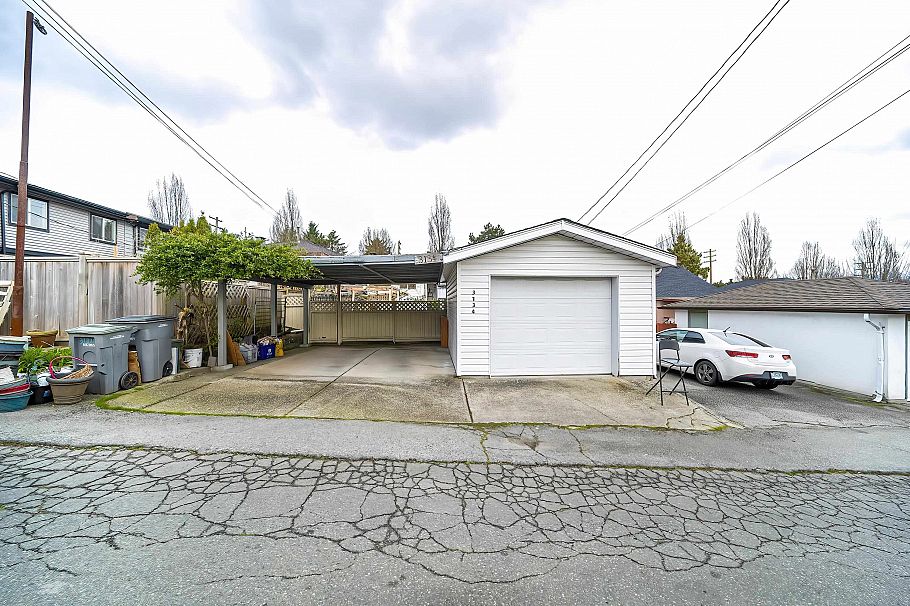 3134 E 1st Avenue Vancouver, BC - 35