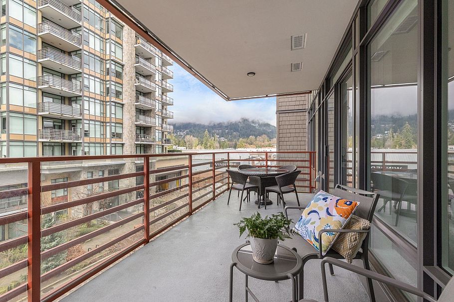 402 2738 Library Lane North Vancouver, BC - 16