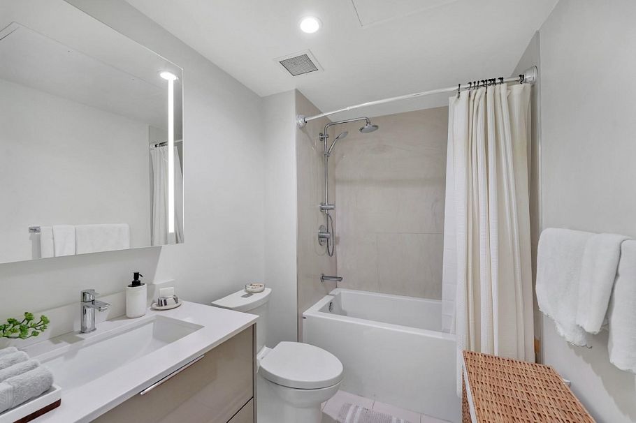 1102 1401 Hunter Street Vancouver, BC - 17