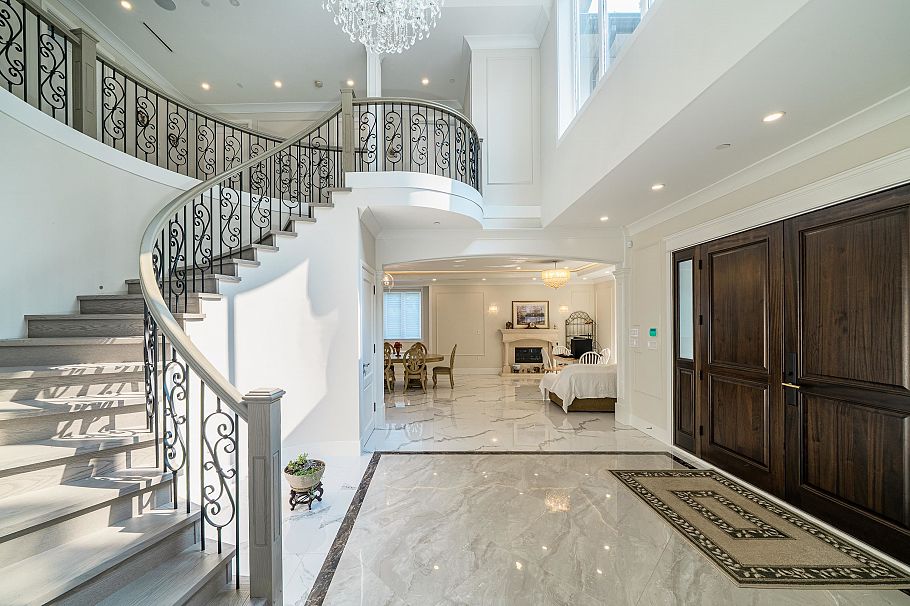 1048 Handsworth Road North Vancouver, BC - 13