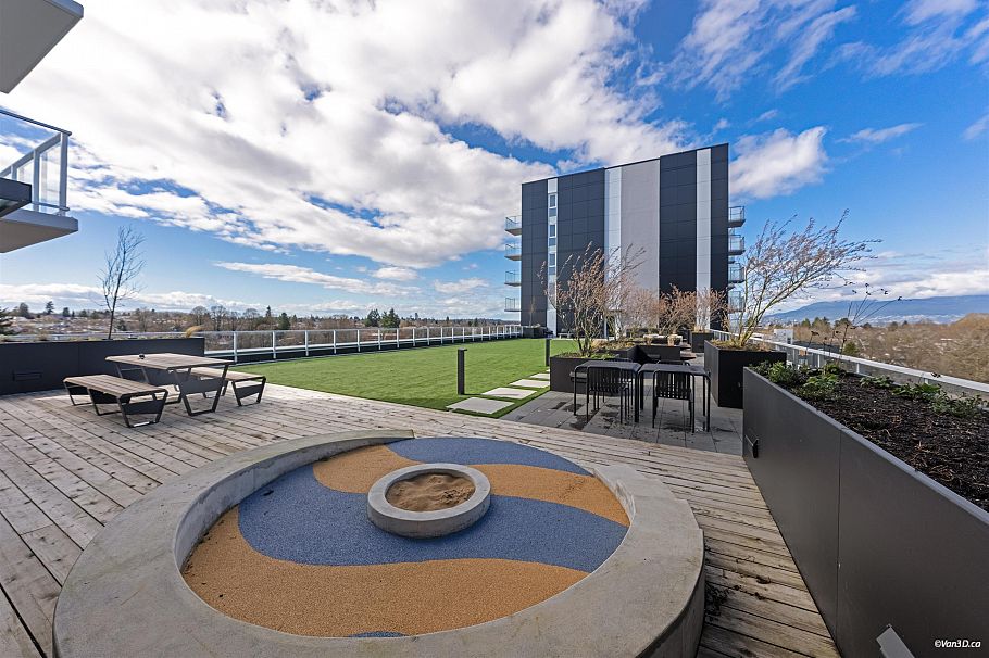 366 5189 Earles Street Vancouver, BC - 33