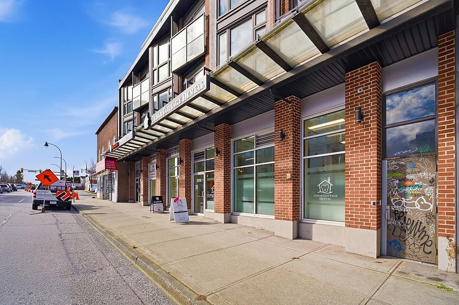 302 3939 Knight Street Vancouver, BC - 29