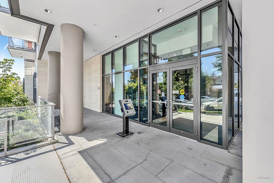 406 8181 Chester Street Vancouver, BC - 4